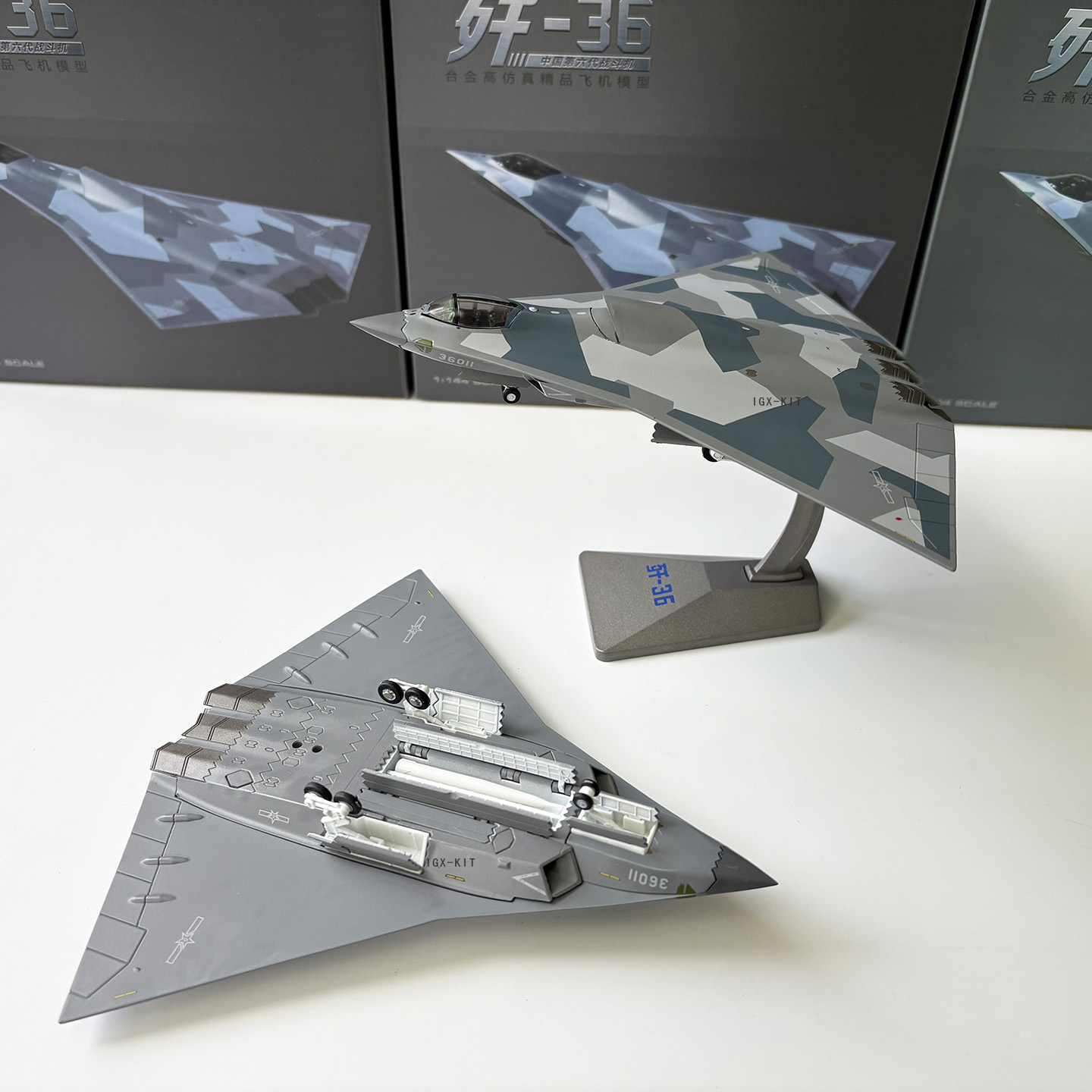 Modelo de Avión de Combate J-3 - Model Kit Jet reseña y precio