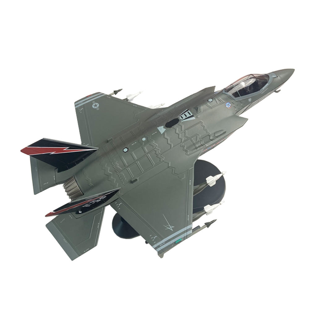 Modelo de Avión de Combate F-3 - Model Kit Jet reseña y precio
