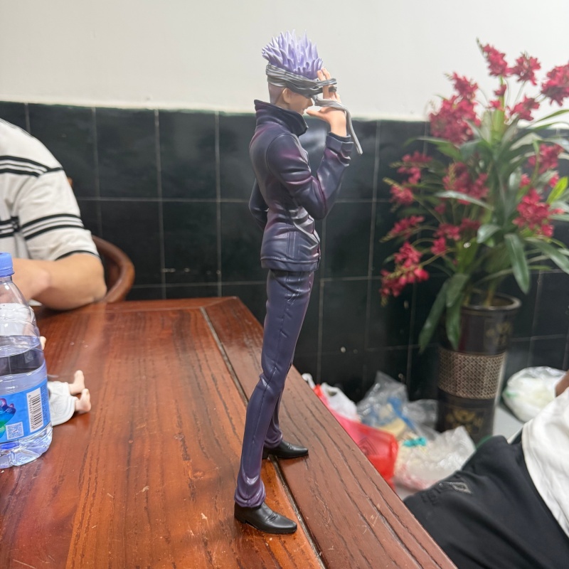 Figura de acción de anime Juju - Model Kit Jujutsu Kaisen reseña y precio